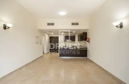 Apartment - 1 Bedroom - 1 Bathroom for rent in Al Thamam 49 - Al Thamam - Remraam - Dubai