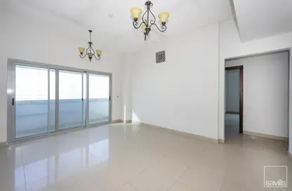 Apartment - 2 Bedrooms - 2 Bathrooms for rent in Al Thani Building - Al Khan - Sharjah