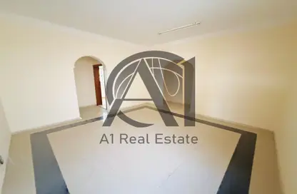 Apartment - 3 Bedrooms - 4 Bathrooms for rent in Central District - Al Ain