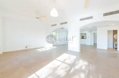 Villa - 4 Bedrooms - 4 Bathrooms for sale in Deema 1 - Deema - The Lakes - Dubai