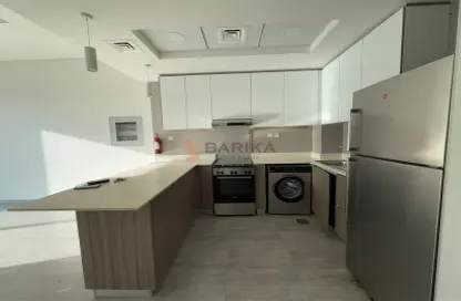 Apartment - 1 Bedroom - 2 Bathrooms for rent in Alpha Green Tower - Jumeirah Village Circle - Dubai