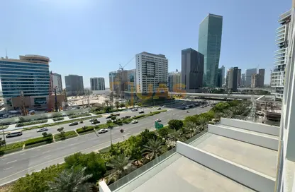 Apartment - 1 Bathroom for rent in SOL Avenue - Business Bay - Dubai