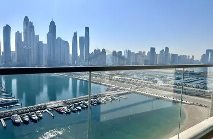 Apartment - 2 Bedrooms - 3 Bathrooms for rent in Marina Vista - EMAAR Beachfront - Dubai Harbour - Dubai