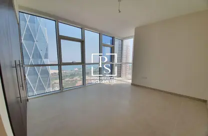 Apartment - 4 Bedrooms - 5 Bathrooms for rent in Corniche Road - Abu Dhabi