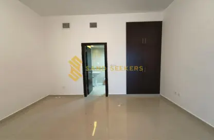 Apartment - 3 Bedrooms - 3 Bathrooms for rent in Sama Tower - Electra Street - Abu Dhabi