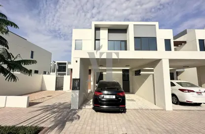 Townhouse - 4 Bedrooms - 4 Bathrooms for rent in Shams Townhouses - Town Square - Dubai