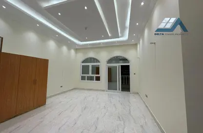 Apartment - 1 Bathroom for rent in Mohammed Villas 24 - Mohamed Bin Zayed City - Abu Dhabi