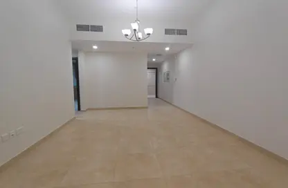 Apartment - 1 Bedroom - 2 Bathrooms for rent in Taliatela Street - Al Nahda - Sharjah