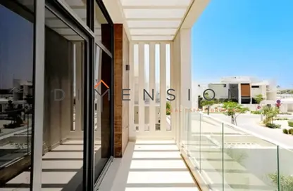 Villa - 4 Bedrooms - 7 Bathrooms for sale in West Yas - Yas Island - Abu Dhabi