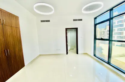 Apartment - 2 Bedrooms - 3 Bathrooms for rent in Jumeirah Garden City - Al Satwa - Dubai