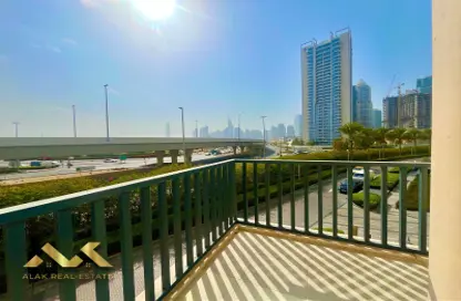 Apartment - 2 Bedrooms - 3 Bathrooms for rent in Vida Residence - The Hills - Dubai