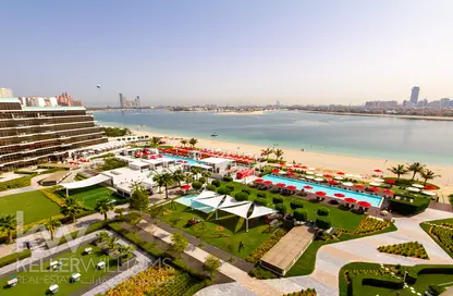 Penthouse - 3 Bedrooms - 4 Bathrooms for sale in The 8 - The Crescent - Palm Jumeirah - Dubai