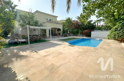 Villa - 4 Bedrooms - 4 Bathrooms for rent in Legacy - Jumeirah Park - Dubai