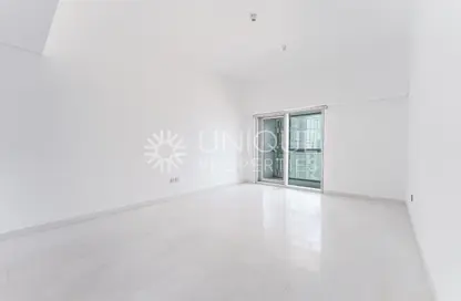 Apartment - 1 Bedroom - 2 Bathrooms for sale in Cayan Tower - Dubai Marina - Dubai