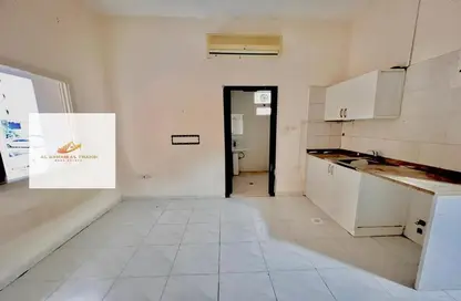 Apartment - 1 Bedroom - 1 Bathroom for rent in Al Butina B - Al Butina - Sharjah