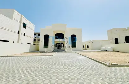 Villa for rent in Shi'bat Al Wutah - Al Ain