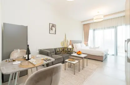 Apartment - 1 Bathroom for rent in SOL Bay - Business Bay - Dubai