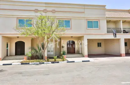 Villa - 4 Bedrooms - 5 Bathrooms for sale in Rabdan - Abu Dhabi