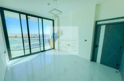 Apartment - 1 Bedroom - 2 Bathrooms for sale in Samana Park Views - Arjan - Dubai