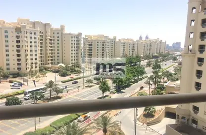 Apartment - 3 Bedrooms - 4 Bathrooms for rent in Al Tamr - Shoreline Apartments - Palm Jumeirah - Dubai