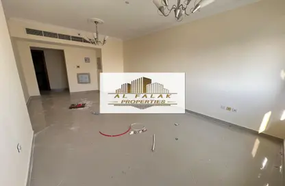 Apartment - 3 Bedrooms - 3 Bathrooms for rent in New Al Taawun Road - Al Taawun - Sharjah