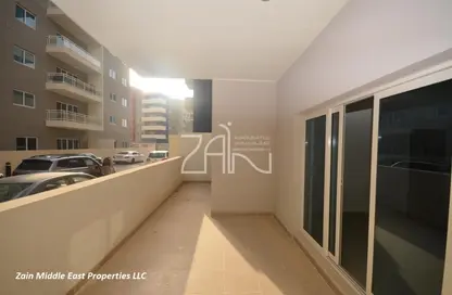 Apartment - 1 Bedroom - 2 Bathrooms for sale in Tower 21 - Al Reef Downtown - Al Reef - Abu Dhabi