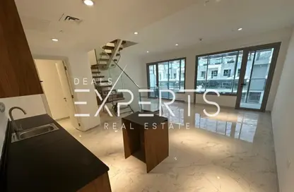 Apartment - 3 Bedrooms - 4 Bathrooms for sale in Oasis 1 - Oasis Residences - Masdar City - Abu Dhabi