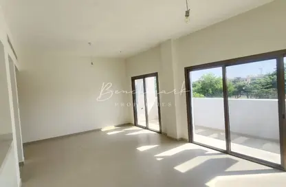 Apartment - 2 Bedrooms - 2 Bathrooms for rent in The Gardens Buildings - The Gardens - Dubai