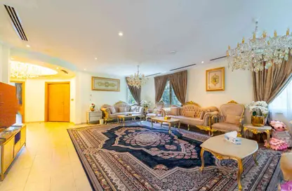 Villa - 5 Bedrooms - 5 Bathrooms for sale in Package 1A - Jumeirah Park - Dubai