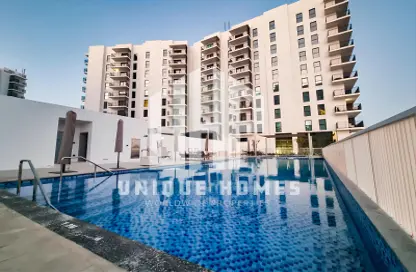 Apartment - 1 Bathroom for sale in Waters Edge - Yas Island - Abu Dhabi