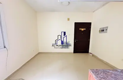 Apartment - Studio - 1 Bathroom for rent in Fire Station Road - Muwaileh - Sharjah