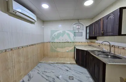 Apartment - 1 Bathroom for rent in Mohamed Bin Zayed City Villas - Mohamed Bin Zayed City - Abu Dhabi