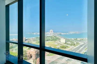 Apartment - 2 Bedrooms - 3 Bathrooms for rent in Etihad Tower 2 - Etihad Towers - Corniche Road - Abu Dhabi