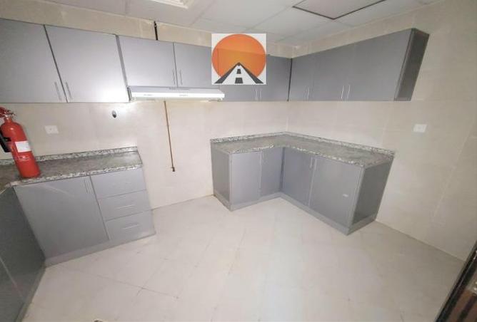 Apartment - 1 Bedroom - 2 Bathrooms for rent in Muwaileh 3 Building - Muwaileh - Sharjah