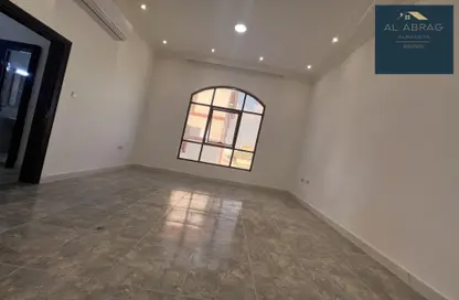 Apartment - 1 Bedroom - 1 Bathroom for rent in Shakhbout City - Abu Dhabi