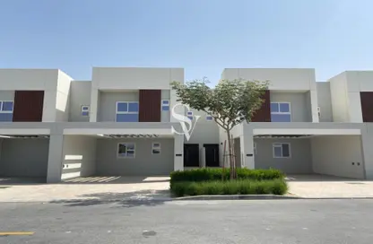 Townhouse - 3 Bedrooms - 4 Bathrooms for sale in Amaranta - Villanova - Dubai Land - Dubai