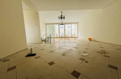 Apartment - 2 Bedrooms - 2 Bathrooms for rent in Satwa Road - Al Satwa - Dubai