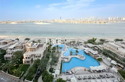 Apartment - 2 Bedrooms - 3 Bathrooms for rent in Balqis Residence - Kingdom of Sheba - Palm Jumeirah - Dubai