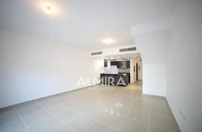 Villa - 3 Bedrooms - 5 Bathrooms for rent in Contemporary Style - Al Reef Villas - Al Reef - Abu Dhabi