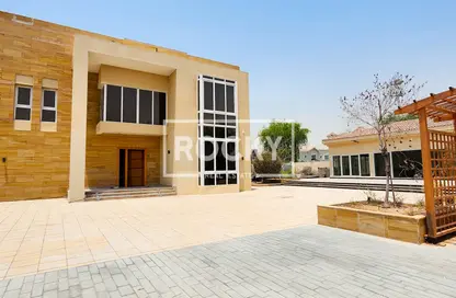 Villa - 6 Bedrooms for rent in Nad Al Sheba 4 - Nad Al Sheba - Dubai