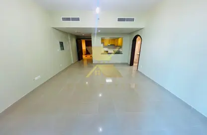 Apartment - 1 Bedroom - 2 Bathrooms for rent in Dusit Thani - Muroor Area - Abu Dhabi