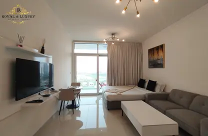 Apartment - 1 Bathroom for rent in Carson C - Carson - DAMAC Hills - Dubai