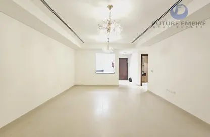 Apartment - 2 Bedrooms - 3 Bathrooms for rent in Al Nokhadha Building - Al Jaddaf - Dubai