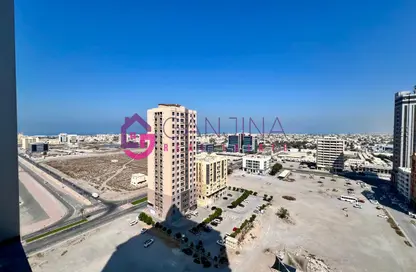 Apartment - 2 Bedrooms - 2 Bathrooms for rent in RAK Tower - Al Seer - Ras Al Khaimah