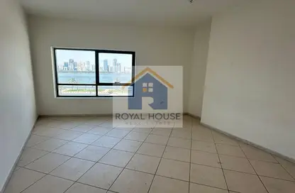 Apartment - 3 Bedrooms - 4 Bathrooms for sale in Al Majaz 3 - Al Majaz - Sharjah