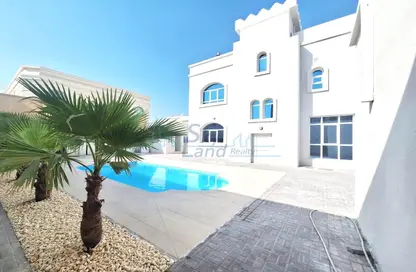 Villa - 7 Bedrooms for rent in Umm Suqeim 2 Villas - Umm Suqeim 2 - Umm Suqeim - Dubai