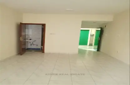 Apartment - Studio - 1 Bathroom for rent in Al Baraha - Deira - Dubai