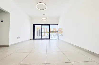 Apartment - 2 Bedrooms - 3 Bathrooms for rent in Jumeirah Garden City - Al Satwa - Dubai