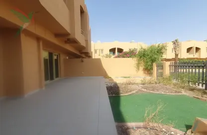 Villa - 4 Bedrooms - 6 Bathrooms for rent in Al Dafeinah - Asharej - Al Ain