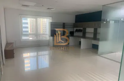 Office Space - Studio - 1 Bathroom for rent in Tourist Club Area - Abu Dhabi